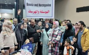 Foto: Facebook / Prva velika grupa državljana BiH i njihove rodbine Palestinaca evakuirana iz Gaze