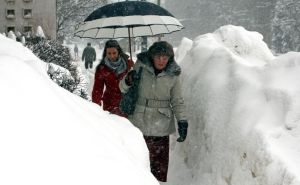 Foto: EPA - EFE / Snijeg u Sarajevu 2012. godine