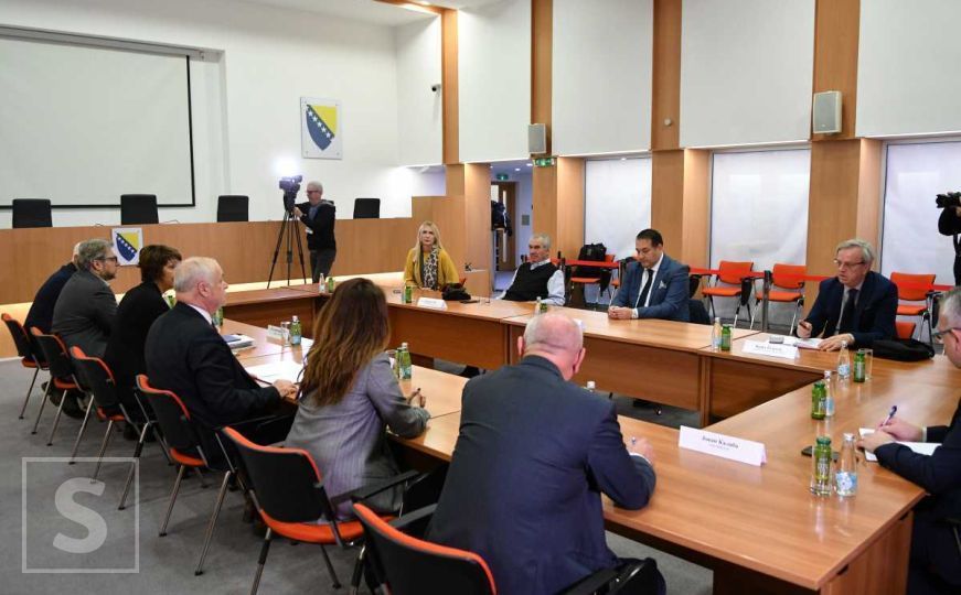 CIK BiH održala sastanak s predstavnicima nevladinih organizacija