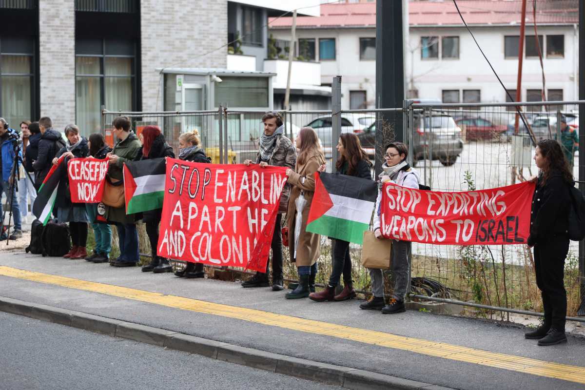 Protest za Palestinu ispred zgrade Delegacije EU u BiH