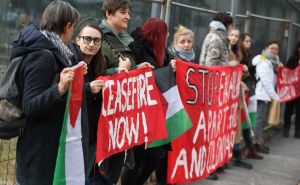 Foto: Dž. K. / Radiosarajevo.ba / Protest za Palestinu ispred zgrade Delegacije EU u BiH