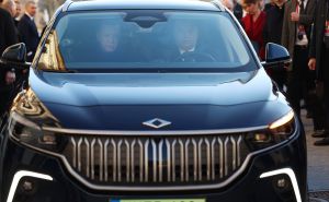 Foto: AA / Erdogan Orbanu poklonio automobil