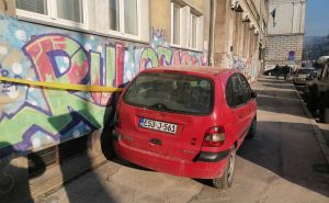 Foto: Radiosarajevo.ba / Oštećeno motorno vozilo