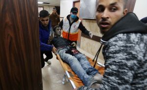 FOTO: AA / Najmanje 40 Palestinaca ubijeno u izraelskim vazdušnim napadima u gradu Deir Albalah