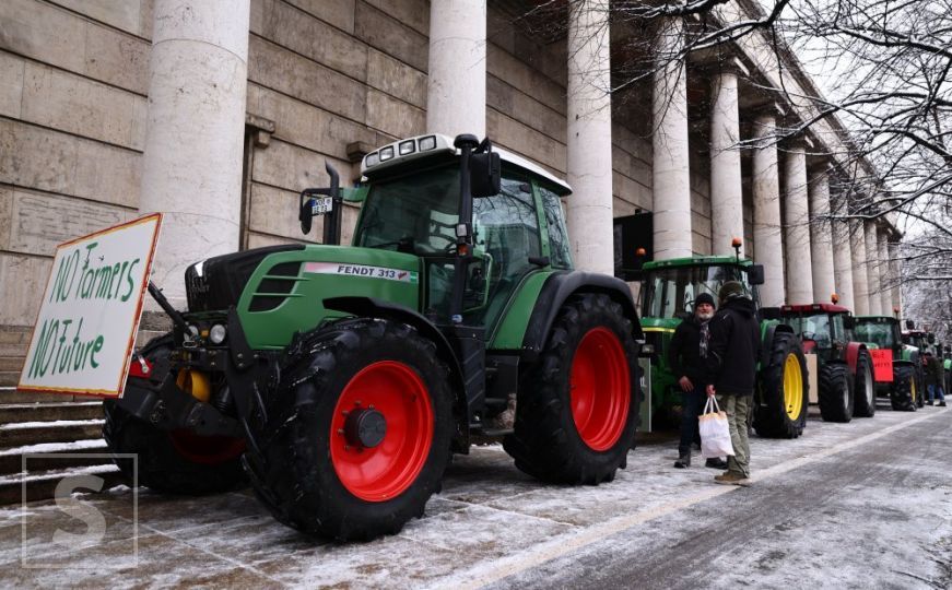Traktori blokirali Berlin