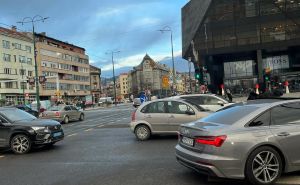 Foto: Radiosarajevo.ba / Kolaps u saobraćaju u centru Sarajeva
