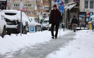 Foto: FENA / Sarajevo jutros pod snježnim pokrivačem