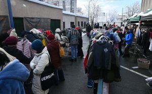 Foto: A. K. / Radiosarajevo.ba / Brojni građani na Humanitarnom bazaru