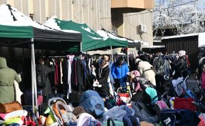 Foto: A. K. / Radiosarajevo.ba / Brojni građani na Humanitarnom bazaru
