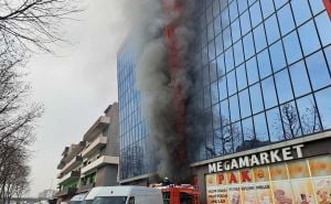 Foto: Dž. K. / Radiosarajevo.ba / Požar na pijaci Heco