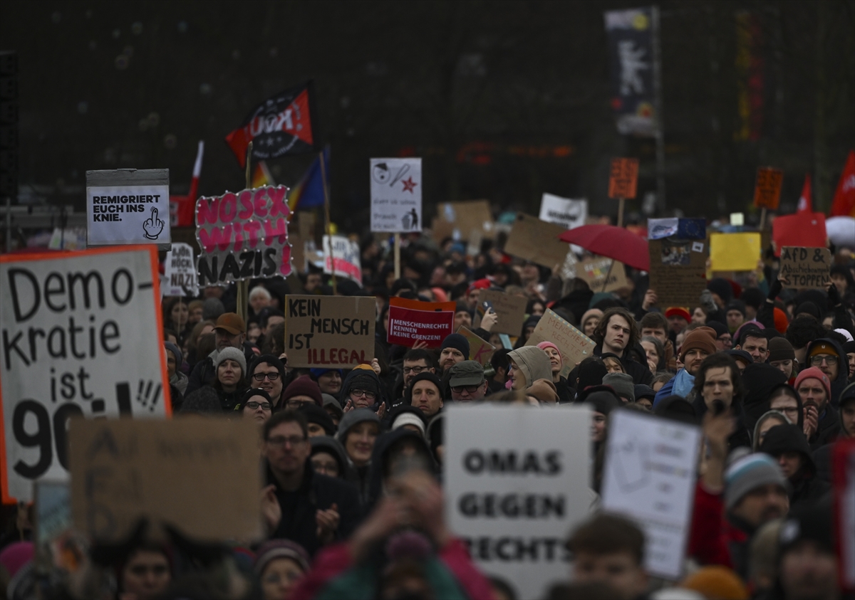 Masovni protesti protiv AfD-a u Berlinu, Njemačka