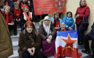 FENA / Antifašisti posjetili Partizansko groblje u Mostaru pod pratnjom policije