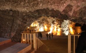 Anadolija / Turske podzemne slane pećine i zimi privlače veliki broj turista
