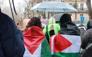 Foto: AA / Protesti solidarnosti s Palestincima u Parizu