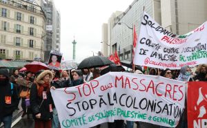 Foto: AA / Protesti solidarnosti s Palestincima u Parizu