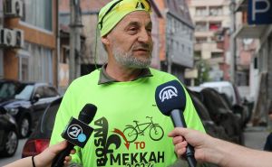 FOTO: AA / Qamuran Hirda i Adem Aljić biciklom do Mekke