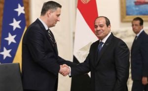 Foto: Fena / Denis Bećirović i El-Sisi