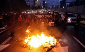 Foto: X / Protesti u Tel Avivu