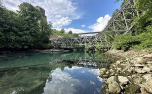 Foto: Dženad Džino / Srušeni most na Neretvi