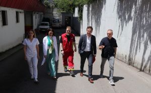 Foto: Vlada KS / Premijer Uk u posjeti hitnoj pomoći u Sarajevu