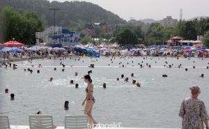 Foto: Tuzlanski.ba / Veliki broj posjetilaca od jutros na Panonskim jezerima