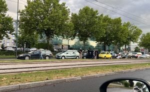 Radiosarajevo.ba / Saobraćajna nesreća u bulevaru Meše Selimovića