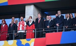 Foto: Anadolija / Turski predsjednik Erdogan sa tribina prati četvrtfinale Turska-Nizozemska