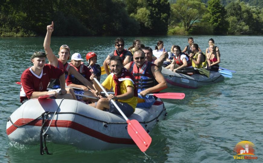 Regata na Uni