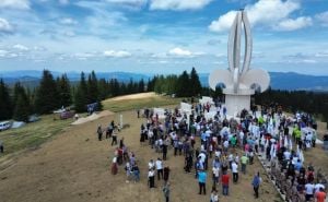 Foto: Travnik.ba / Otvoren spomenik "General Mehmed Alagić"