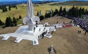 Foto: Travnik.ba / Otvoren spomenik "General Mehmed Alagić"