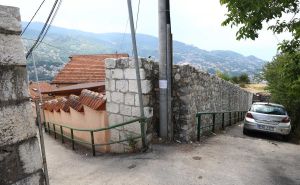 Foto: Dž. K. / Radiosarajevo.ba / Crvena ili Strošićka tabija u Sarajevu