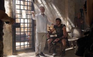 Foto: IMDb / Ridley Scott i Paul Mescal na setu "Gladijatora 2"