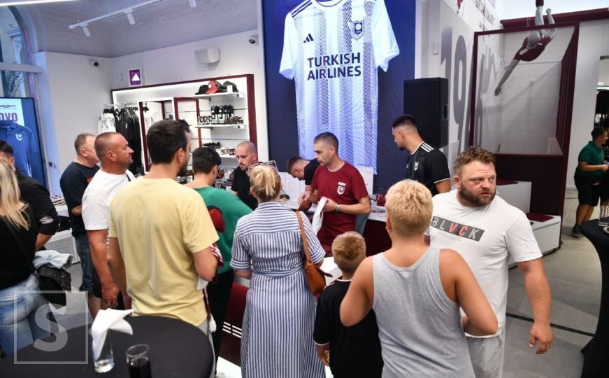 U Ferhadiji otvoren novi fan shop FK Sarajevo