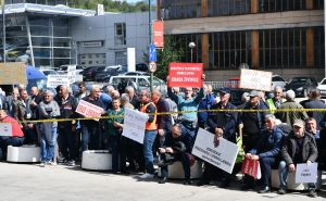 Foto: A.K./Radiosarajevo.ba / Protesti penzionera ispred Vlade FBiH