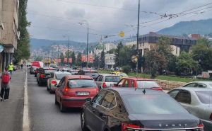 FOTO: Radiosarajevo.ba / Gužva na Skenderiji