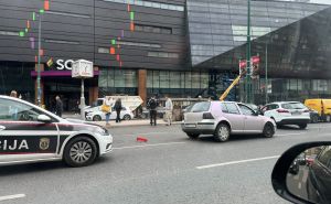 FOTO: Radiosarajevo.ba / Saobraćajna nesreća na Marijin Dvoru