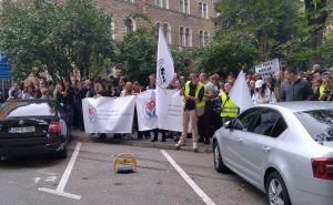 M. B. / Protesti zdravstvenih radnika Kantona Sarajevo