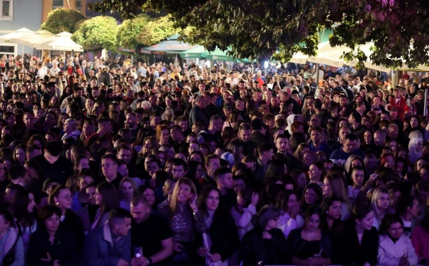 Koncert Halida Bešlića u Tuzli