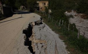 Foto: Dž. K. / Radiosarajevo.ba / Naselje Trusina nakon velikih poplava