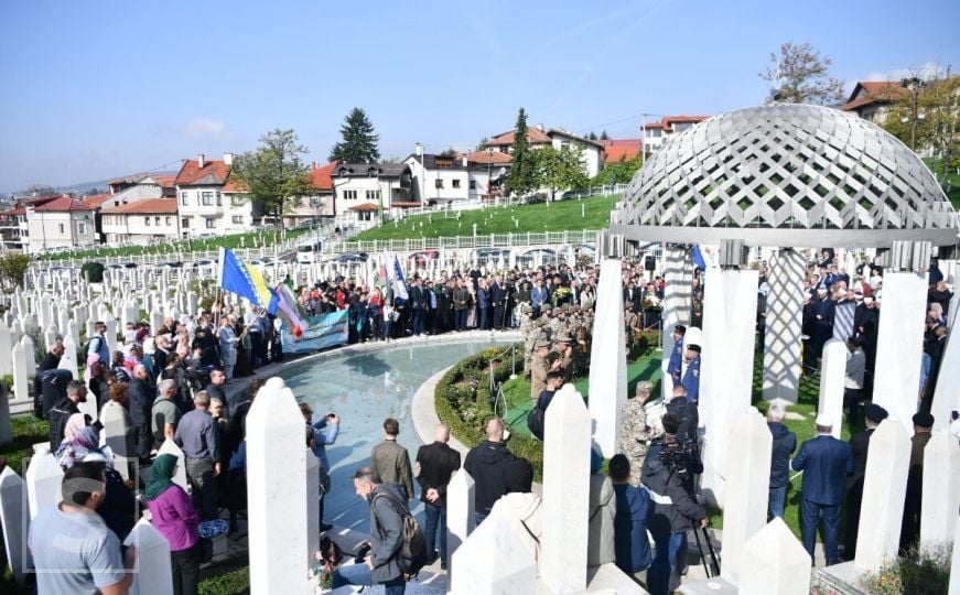 Obilježena godišnjica smrti Alije Izetbegovića