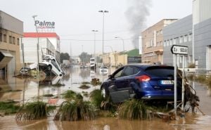 Foto: EPA - EFE / Valencia pod vodom