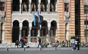 Foto: N.G./Radiosarajevo.ba / Vijećnica kao turistička atrakcija
