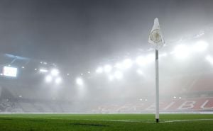 Foto: X / Magla na stadionu u Freiburgu