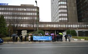 Foto: N. G. / Radiosarajevo.ba / Protest zdravstvenih radnika ispred Vlade FBiH