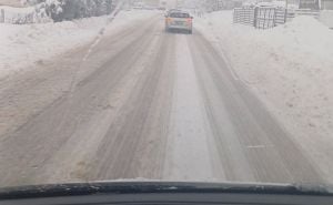 Foto: Čitatelj / Snijeg uzrokovao probleme u saobraćaju