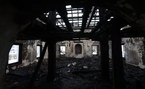 Foto: MINA  / Hadži Pašina džamija nakon požara