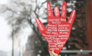 Foto: Dž. K. / Radiosarajevo.ba / Protesti studenata ispred Ambasade Srbije u Sarajevu