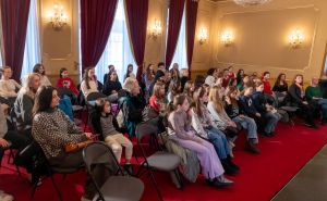 Foto: Velija Hasanbegović / Dodjela zahvalnica najmlađim učesnicima baletne bajke "Krcko Oraščić"