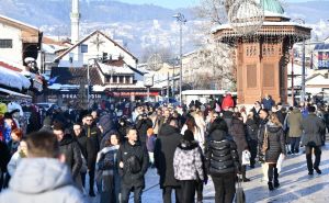 Foto: A.K./Radiosarajevo.ba / Gužva na Baščaršiji