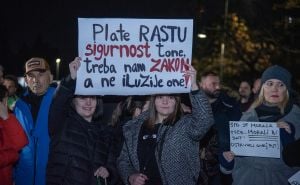 Foto: Anadolija / Protest građana na Cetinju zbog masakra